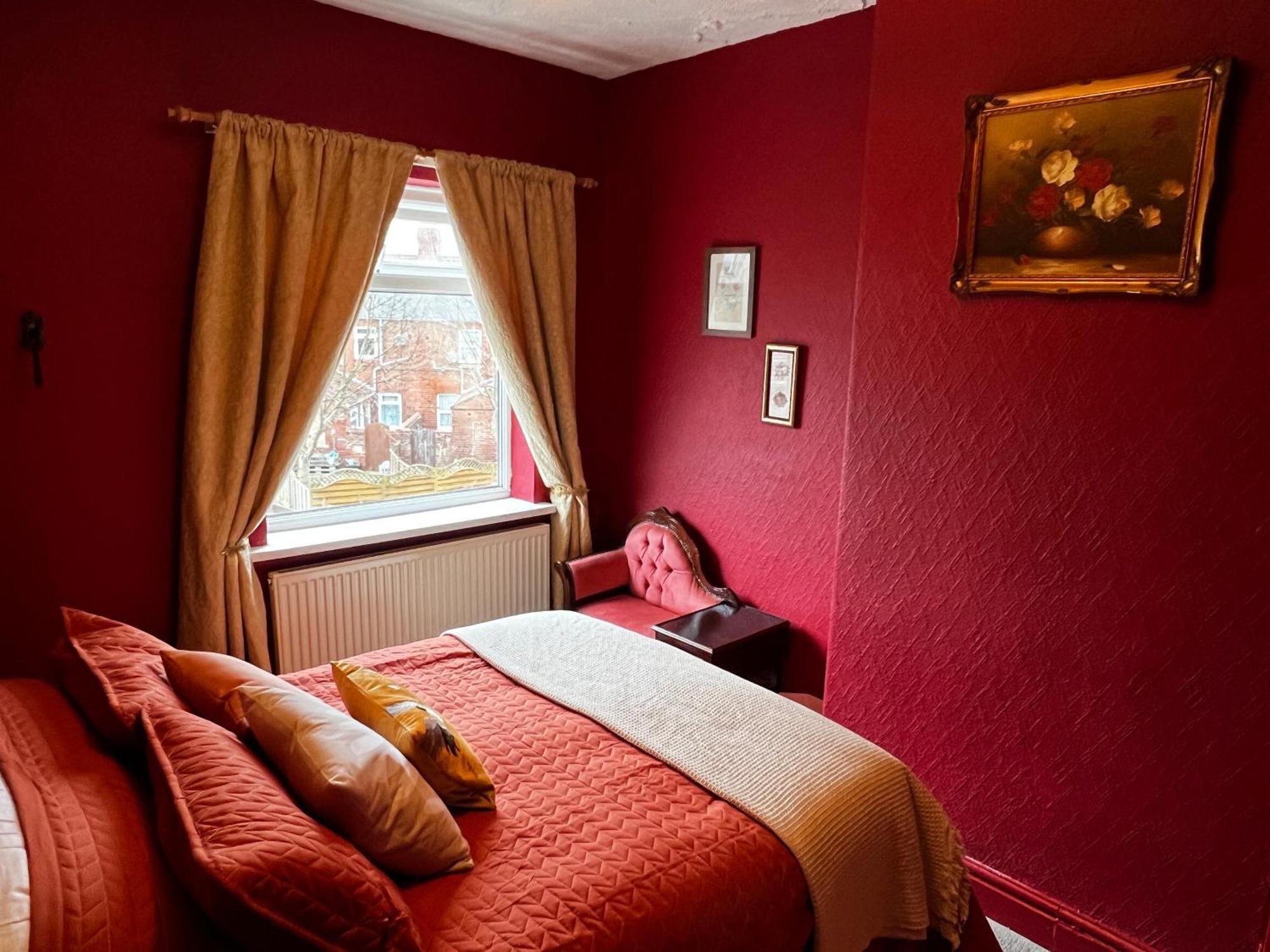 Robin'S Hollow: 2Bd Home Near Wrexham Afc Zewnętrze zdjęcie