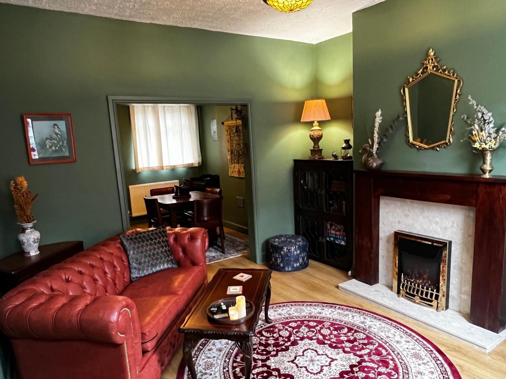 Robin'S Hollow: 2Bd Home Near Wrexham Afc Zewnętrze zdjęcie