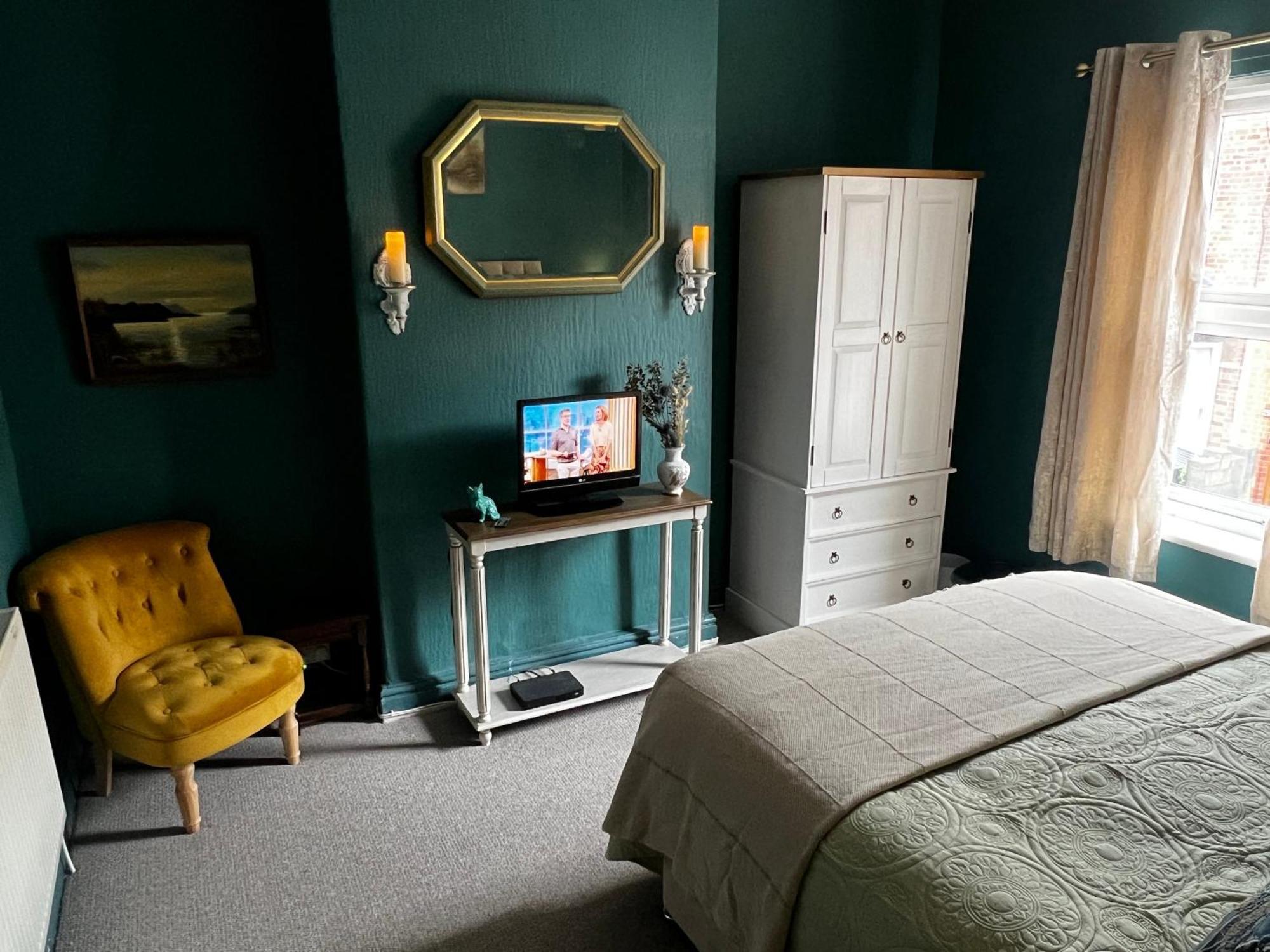 Robin'S Hollow: 2Bd Home Near Wrexham Afc Zewnętrze zdjęcie